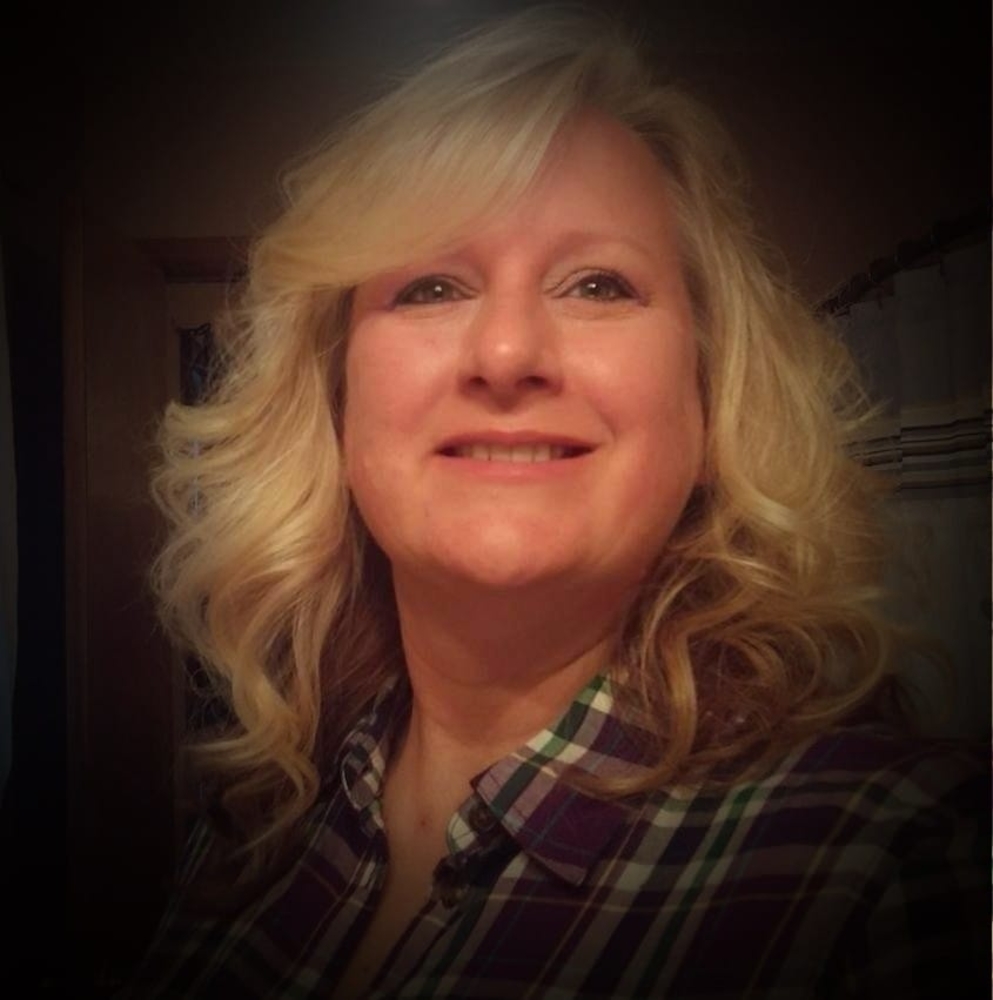 Meet your Posher, Bobbie